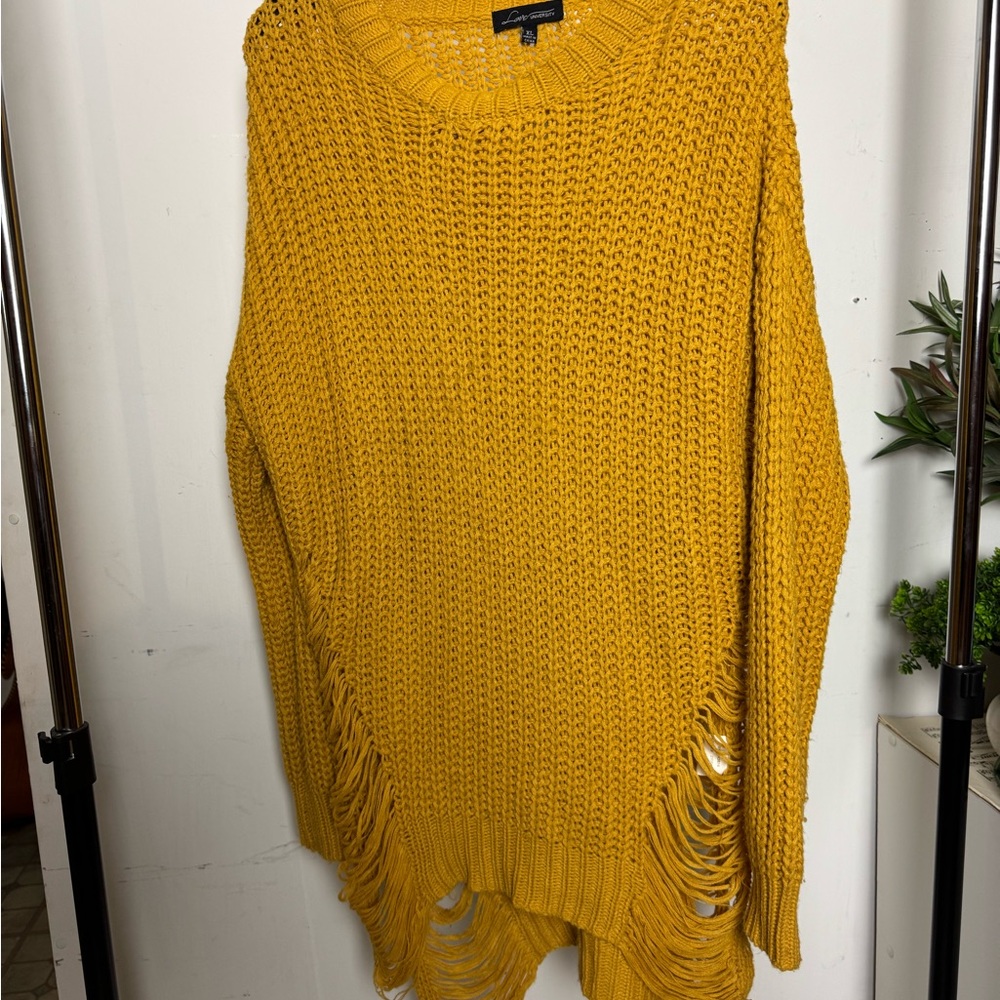 Yellow Crew Neck Sweater with Chunky Knit Texture